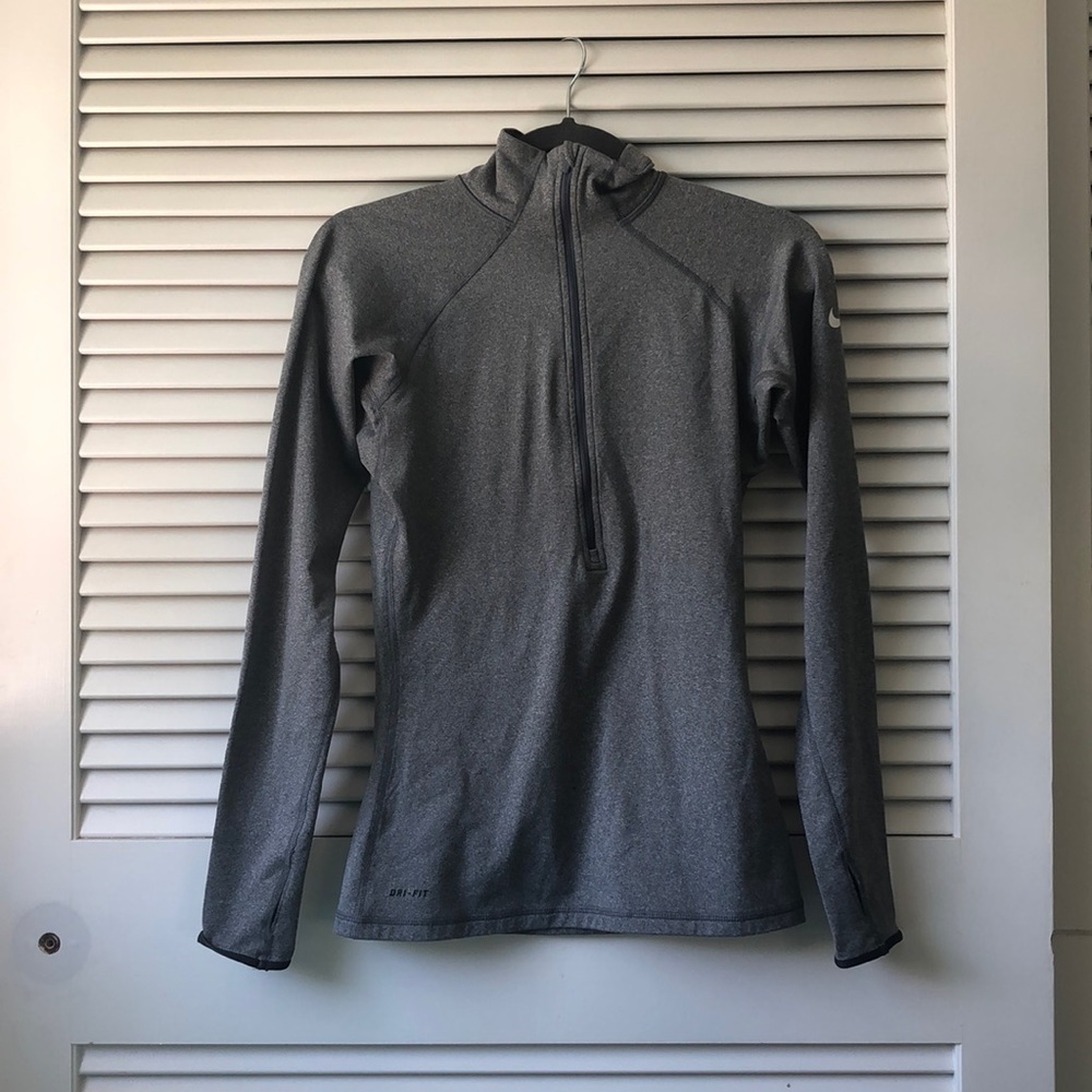 Nike Pullover